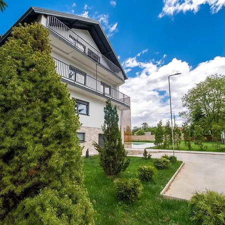 Villa-vista Di Pini Villa Sarajevo