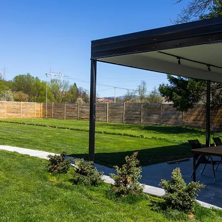 Villa-vista Di Pini Vila *