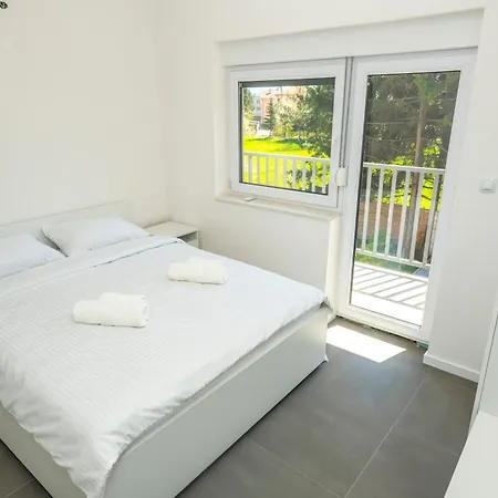 Villa-vista Di Pini Vila